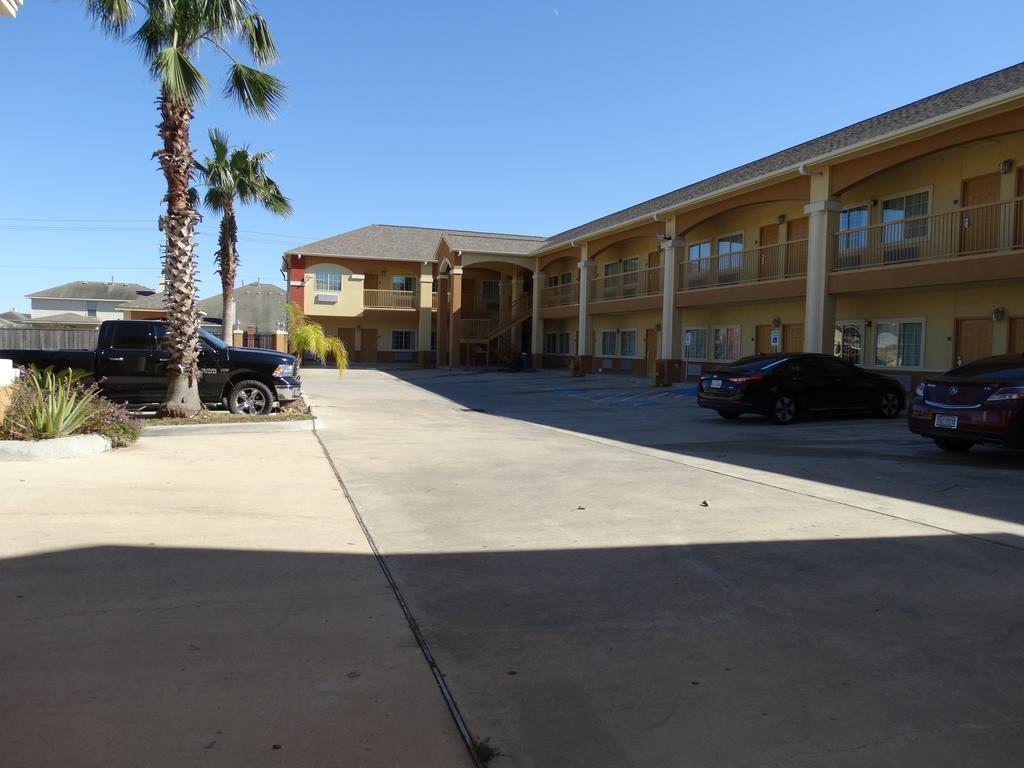 Regency Inn & Suites - Baytown Exteriér fotografie