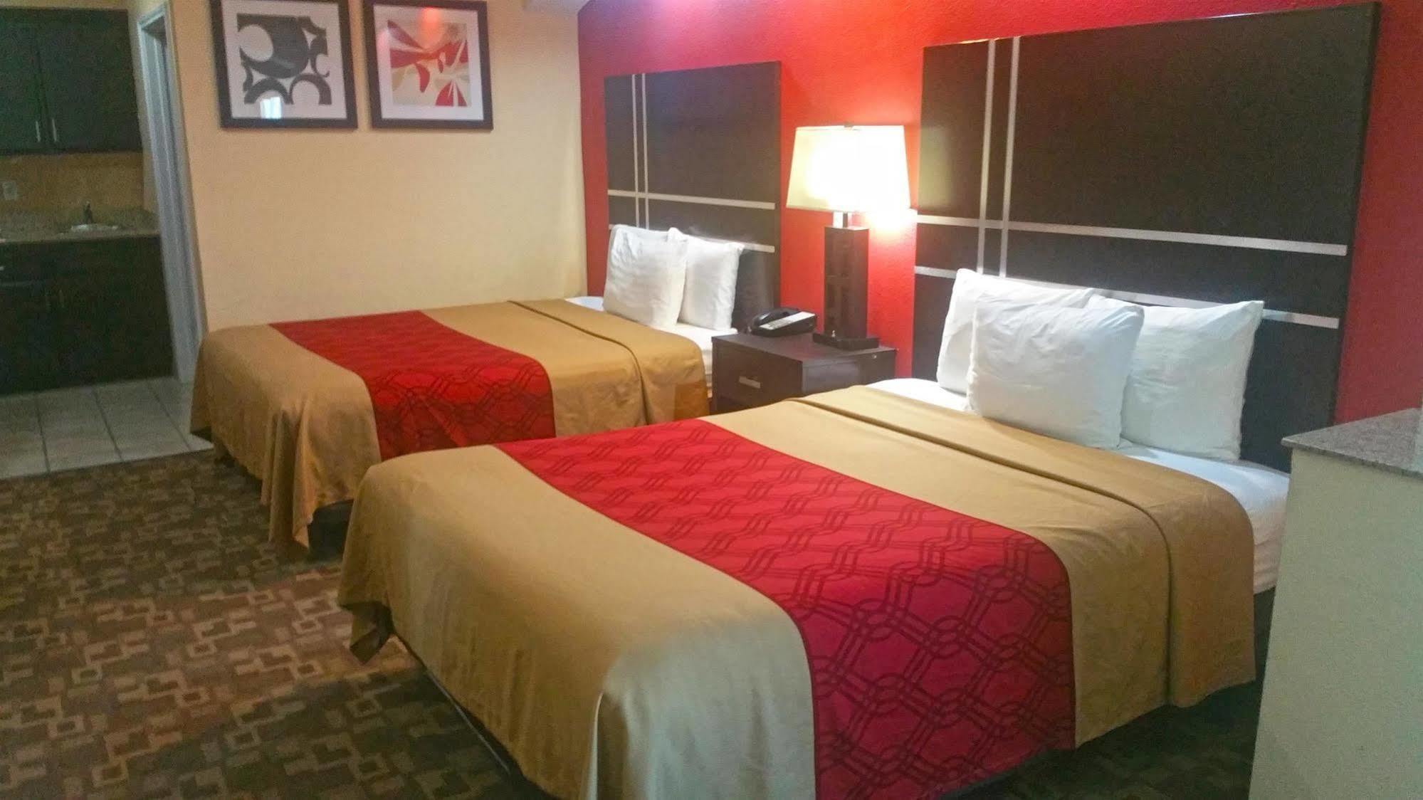 Regency Inn & Suites - Baytown Exteriér fotografie